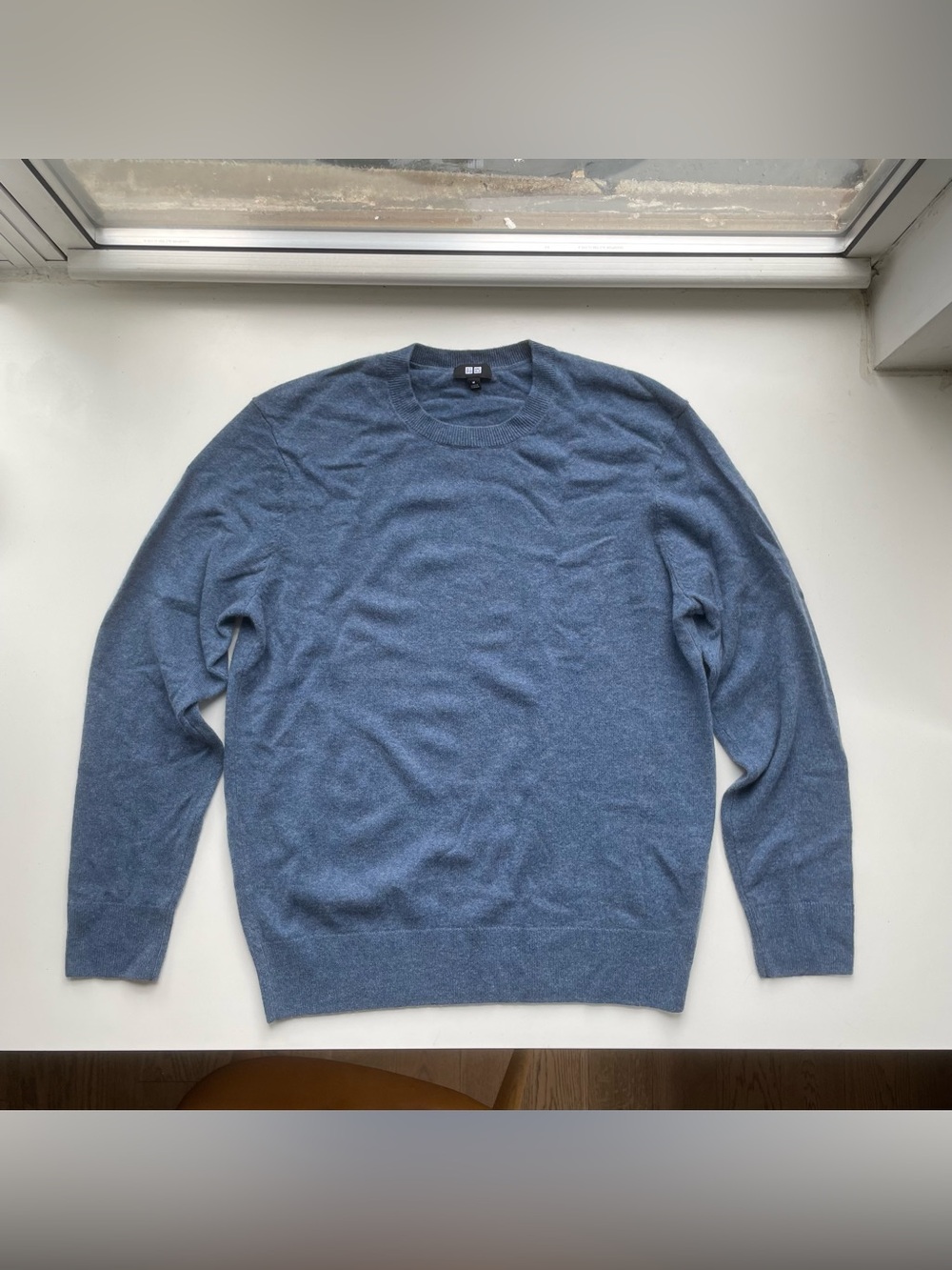 Uniqlo 100% Cashmere Sweater
